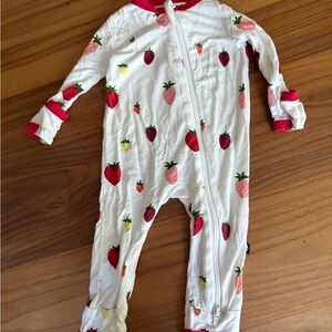 Kyte BABY Strawberry Print Kids
